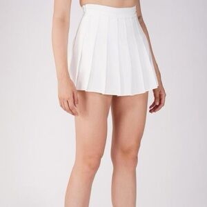 Forever 21 Bright Pleated  White Skirt